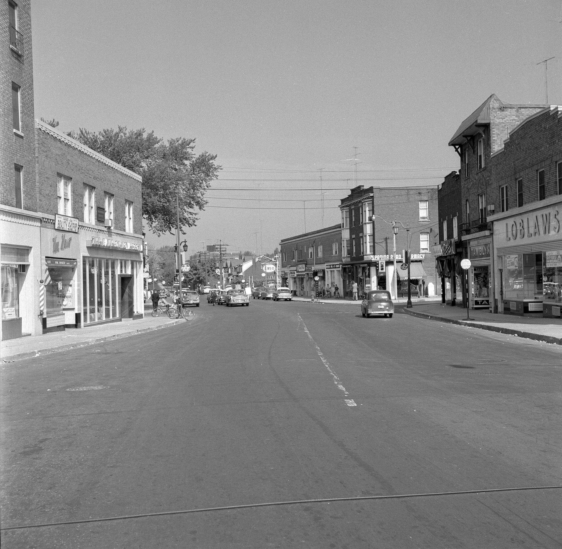 Spadina Road in Forest Hill Village, looking north near Lonsdale